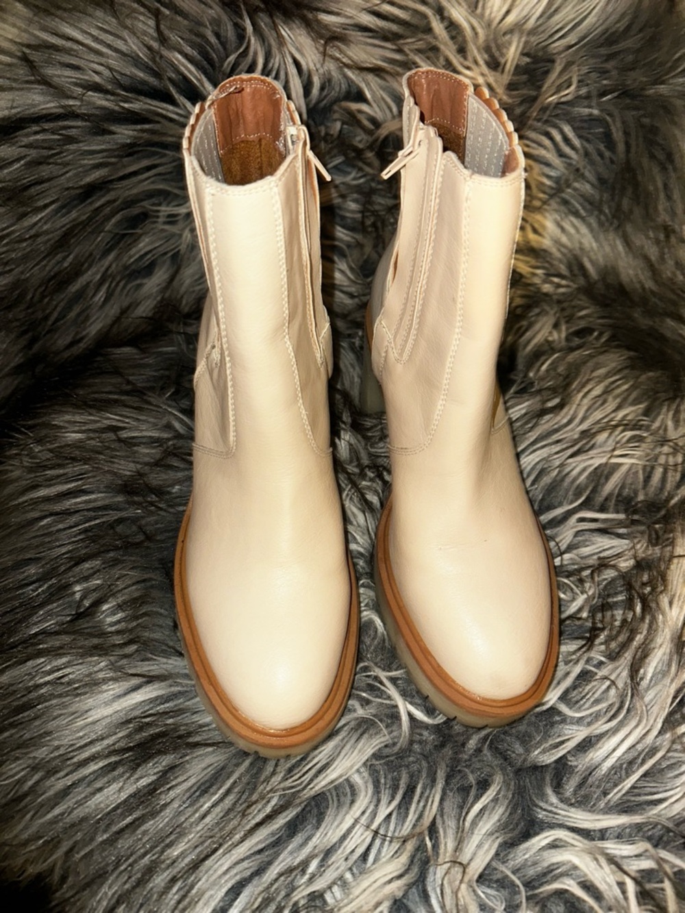 Oasis Society California Anastasia Lug Chelsea Boot- Beige - Picture 7 of 15